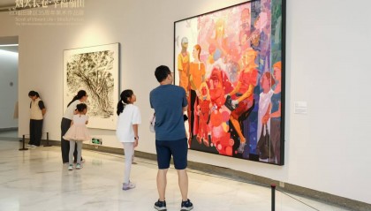 “烟火长卷・幸福福田——福田建区35周年美术作品展”在关山月美术馆启幕
